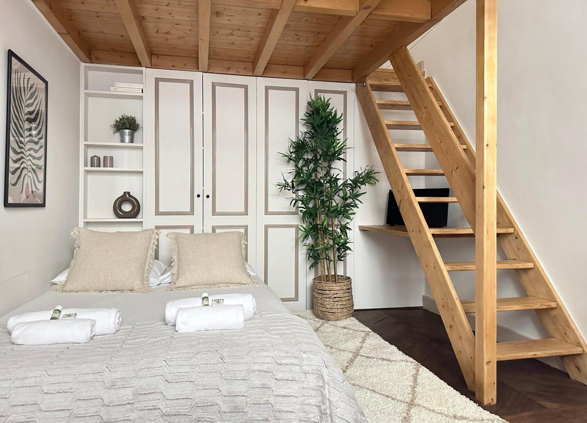Modern & Dreamy Duplex In Le Marais Apartment Paris