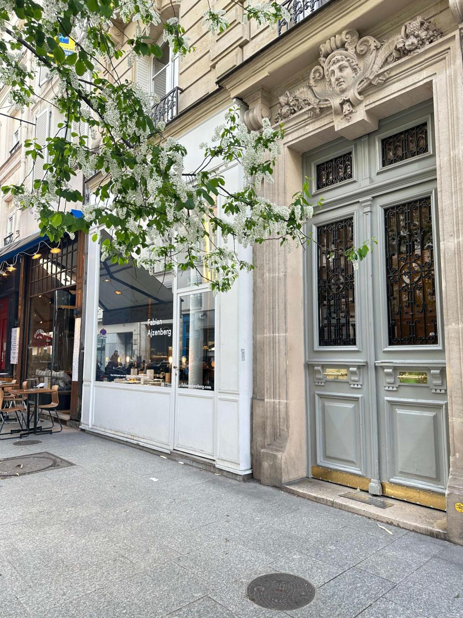 Apartment Modern & Dreamy Duplex In Le Marais Paris